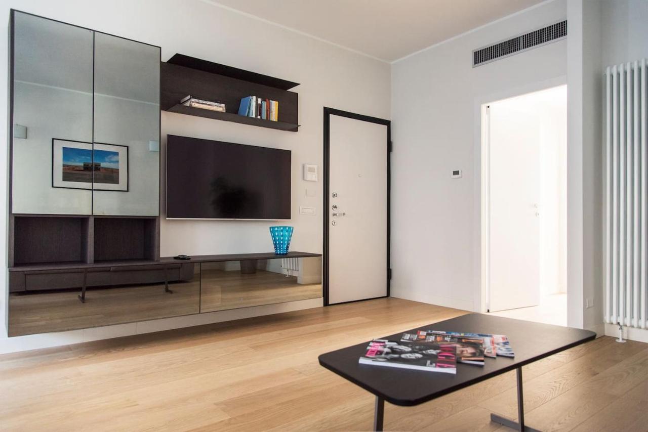 Brand New , Life District Apartamento