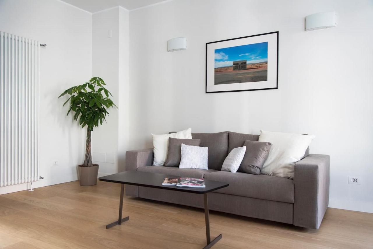 Brand New , Life District Apartamento *